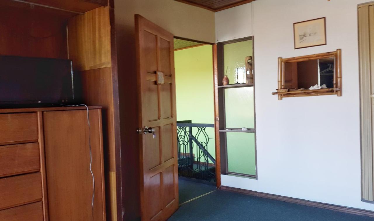 Vida Tropical Bed and Breakfast Alajuela Buitenkant foto