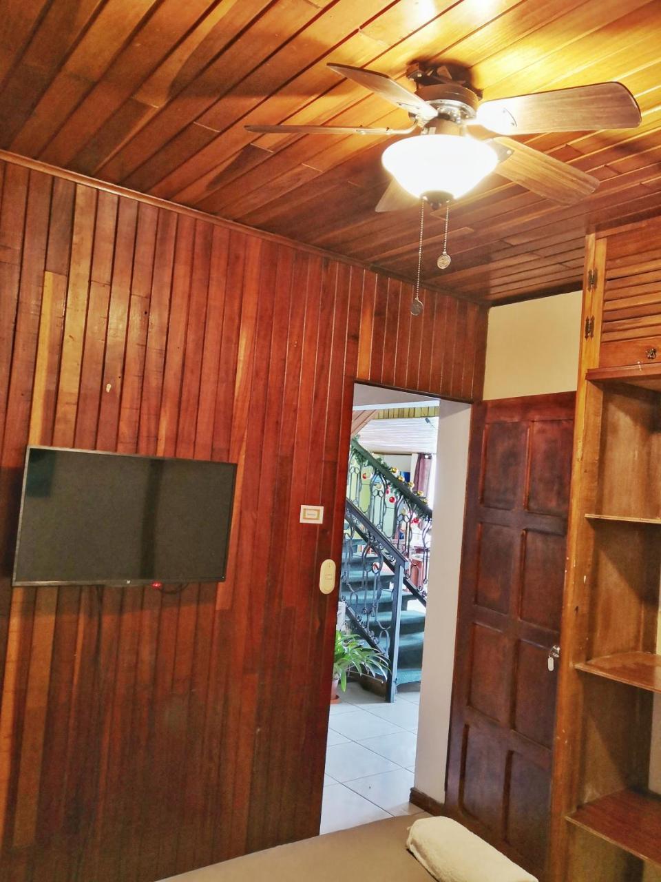 Vida Tropical Bed and Breakfast Alajuela Buitenkant foto